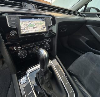 VW Passat Variant Highline 2,0 TDI DSG