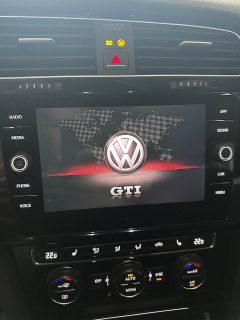 VW Golf GTI 2,0 TSI