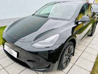 Tesla Model Y 62kWh Standard Range - ALL Black - Topzustand - Leasingfähig