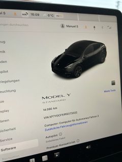 Tesla Model Y 62kWh Standard Range - ALL Black - Topzustand - Leasingfähig