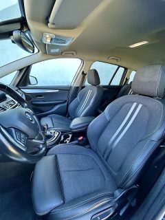 BMW 218d 1. Besitz  // Sport Line  // Topzustand - jedes Service bei BMW - Anhängerkupplung