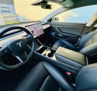 Tesla Model 3 Standard Range Plus 57,5kWh - AHK - Neuwertiger Fahrzeugzustand