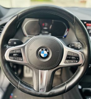 BMW 118i M-Sport // Navi // Sitzheizung // LED // Hifi // Alarm - Topzustand