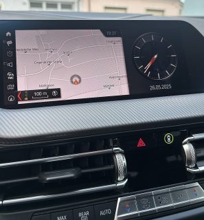 BMW 118i M-Sport // Navi // Sitzheizung // LED // Hifi // Alarm - Topzustand