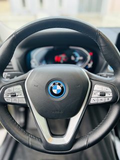 BMW iX3 IMPRESSIVE! Neupreis 70.000 € Vollausstattung / Head up Display, Impressive, Panoramaglasdach, Leder, uvm