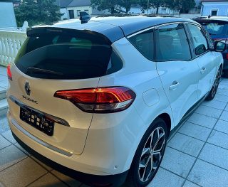 Renault Scénic TCe 140 PF EDC Intens
