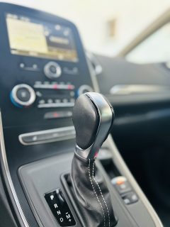 Renault Scénic TCe 140 PF EDC Intens