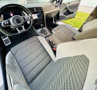 VW Golf Highline 1,5 TSI ACT DSG - Alles Typisiert - Neues Pickerl - Topzustand
