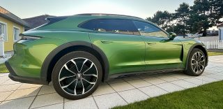Porsche Taycan 4 Cross Turismo 83,7kWh - Topzustand