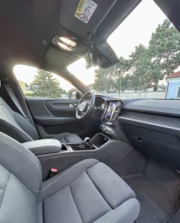 Volvo XC40 Recharge Pure Electric 69kWh Recharge Plus - 1. Besitz Leasingfähig