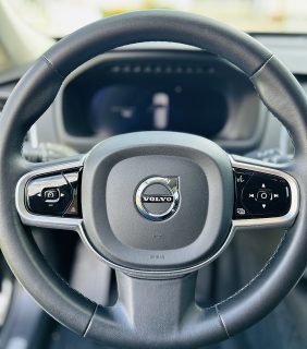 Volvo XC90 B5 AWD Momentum Pro  - 1. Besitz - Topzustand