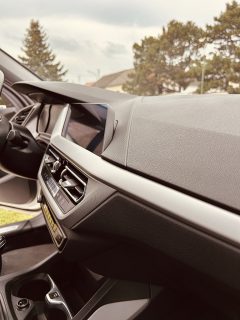 BMW 118i - Topzustand, Jedes Service beim BMW - Navi, 2 Zonen Klima, Lordosenstütze, Innen-Außenspiegelpaket