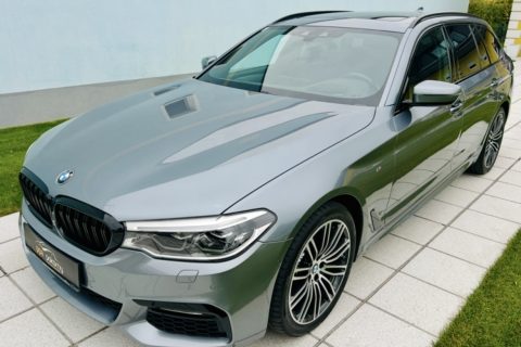 BMW 520d xDrive Touring Aut. - M Sportpaket - Adaptive Drive - Glasdach - Topausstattung
