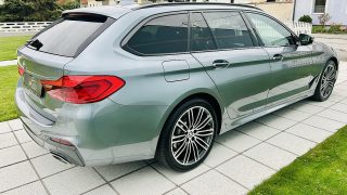 BMW 520d xDrive Touring Aut. - M Sportpaket - Adaptive Drive - Glasdach - Topausstattung
