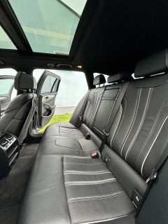 BMW 520d xDrive Touring Aut. - M Sportpaket - Adaptive Drive - Glasdach - Topausstattung