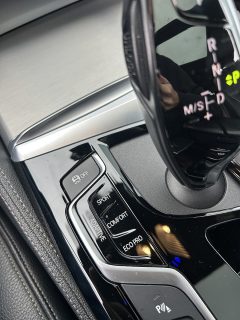 BMW 520d xDrive Touring Aut. - M Sportpaket - Adaptive Drive - Glasdach - Topausstattung