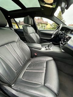 BMW 520d xDrive Touring Aut. - M Sportpaket - Adaptive Drive - Glasdach - Topausstattung