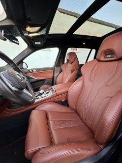 BMW X7 M60i xDrive  Neupreis 200.000 € - 1. Besitz Neuwagenzustand // 6 Sitzer // Topausstattung