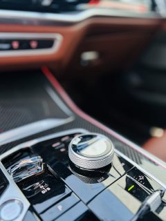 BMW X7 M60i xDrive  Neupreis 200.000 € - 1. Besitz Neuwagenzustand // 6 Sitzer // Topausstattung