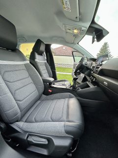 Citroën C4 PureTech 130 Plus - LED,Navi,Kamera,Tempomat - Finanzierungs-Versicherungsbonus - Topzustand