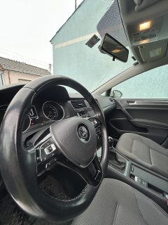 VW Golf Variant Standheizung - AHK schwenkbar - Sitzheizung - Einparkhilfe - Comfortline