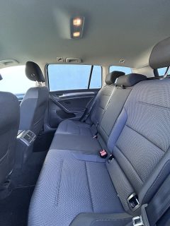 VW Golf Variant Standheizung - AHK schwenkbar - Sitzheizung - Einparkhilfe - Comfortline