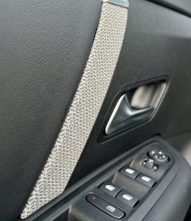 Citroën C4 PureTech 130 Plus - LED,Navi,Kamera,Tempomat - Finanzierungs-Versicherungsbonus - Topzustand