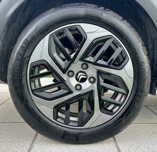 Citroën C4 PureTech 130 Plus - LED,Navi,Kamera,Tempomat - Finanzierungs-Versicherungsbonus - Topzustand