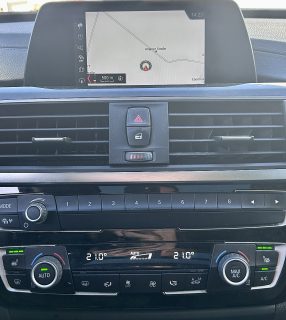 BMW 320d Gran Turismo Luxury Line Aut. - Panoramaglasdach, Navi, Sitzheizung hinten, Leder, Komfortzugang