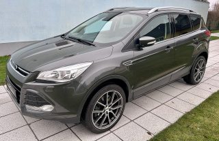 Ford Kuga 2,0 TDCi Titanium - Topzustand - AHK - 8-fach