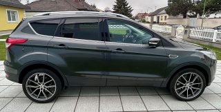 Ford Kuga 2,0 TDCi Titanium - Topzustand - AHK - 8-fach