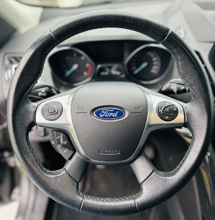 Ford Kuga 2,0 TDCi Titanium - Topzustand - AHK - 8-fach