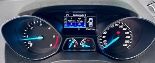 Ford Kuga 2,0 TDCi Titanium - Topzustand - AHK - 8-fach