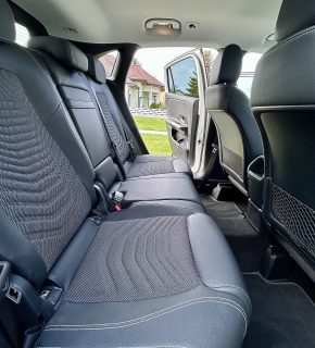 Mercedes-Benz GLA 200 d 4matic Entry Österreich-Edition Aut. - Topzustand - AHK - Winter Paket LED Scheinwerfer