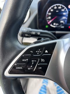 Mercedes-Benz GLA 200 d 4matic Entry Österreich-Edition Aut. - Topzustand - AHK - Winter Paket LED Scheinwerfer