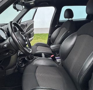 Mini MINI Countryman COOPER D Allrad - Sitzheizung, Navi, Sportsitze, PDC, LED, Chili Paket, Teilleder