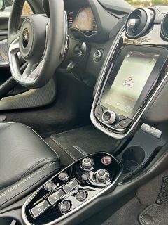 McLaren GT -  neues 2 Jahre Garantiepaket bis 07/2027 abgeschlossen - Sportwagen für Reiselustige