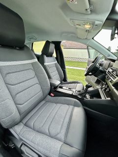 Citroën C4 PureTech 130 Plus - LED,Navi,Kamera,Tempomat - Finanzierungs-Versicherungsbonus - Topzustand