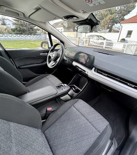 BMW 216i Active Tourer Aut. - Sitzheizung, Lenkradheizung TOP Zustand - Finanzierungsbonus