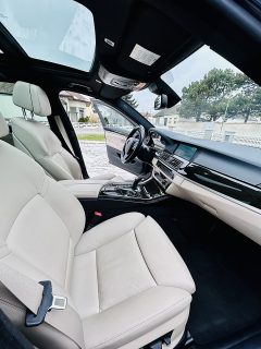 BMW 530d xDrive Touring M-Paket - Super ausgestattet - Topzustand - 1. Besitz - jedes Service bei BMW