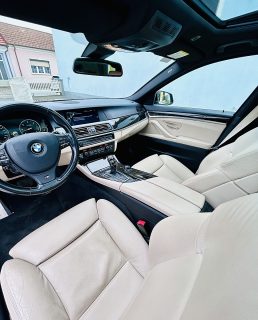 BMW 530d xDrive Touring M-Paket - Super ausgestattet - Topzustand - 1. Besitz - jedes Service bei BMW
