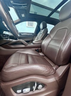 Porsche Cayenne III E-Hybrid PHEV 17,9 kWh Aut. - Topzustand und Vollausstattung - Finanzierungsbonus