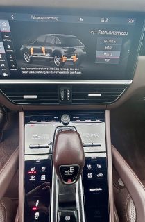 Porsche Cayenne III E-Hybrid PHEV 17,9 kWh Aut. - Topzustand und Vollausstattung - Finanzierungsbonus