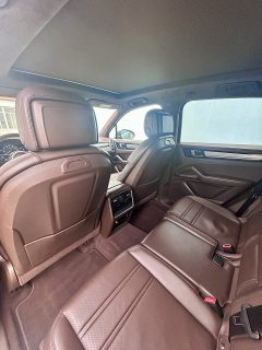 Porsche Cayenne III E-Hybrid PHEV 17,9 kWh Aut. - Topzustand und Vollausstattung - Finanzierungsbonus