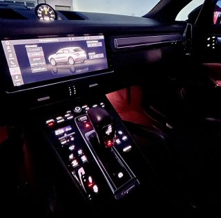 Porsche Cayenne III E-Hybrid PHEV 17,9 kWh Aut. - Topzustand und Vollausstattung - Finanzierungsbonus