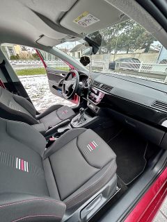 Seat Ibiza 1,0 ECO TSI FR - LED Scheinwerfer - Apple Carplay - Einparkhilfe - Sportsitze